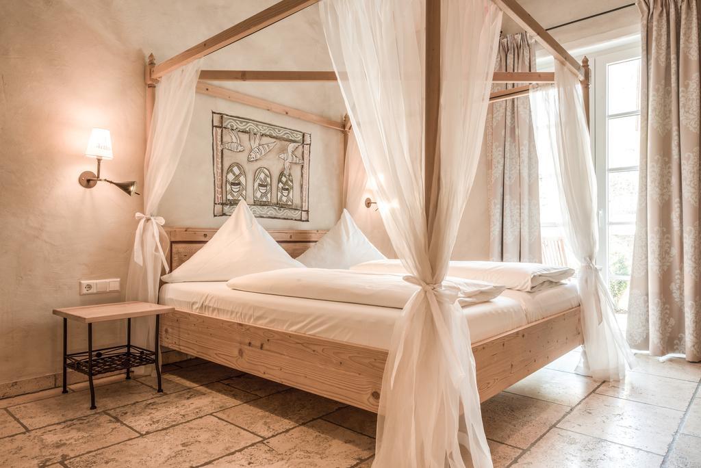 Hotel Arthus Aulendorf Eksteriør bilde